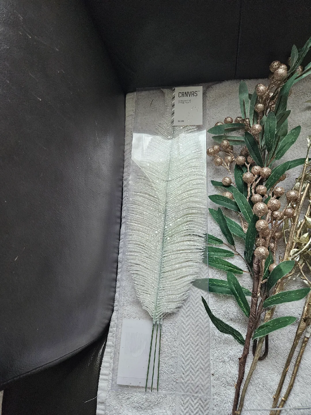 Christmas Stem Decor - Gold and Silver - 14 Stems image indicator(3)