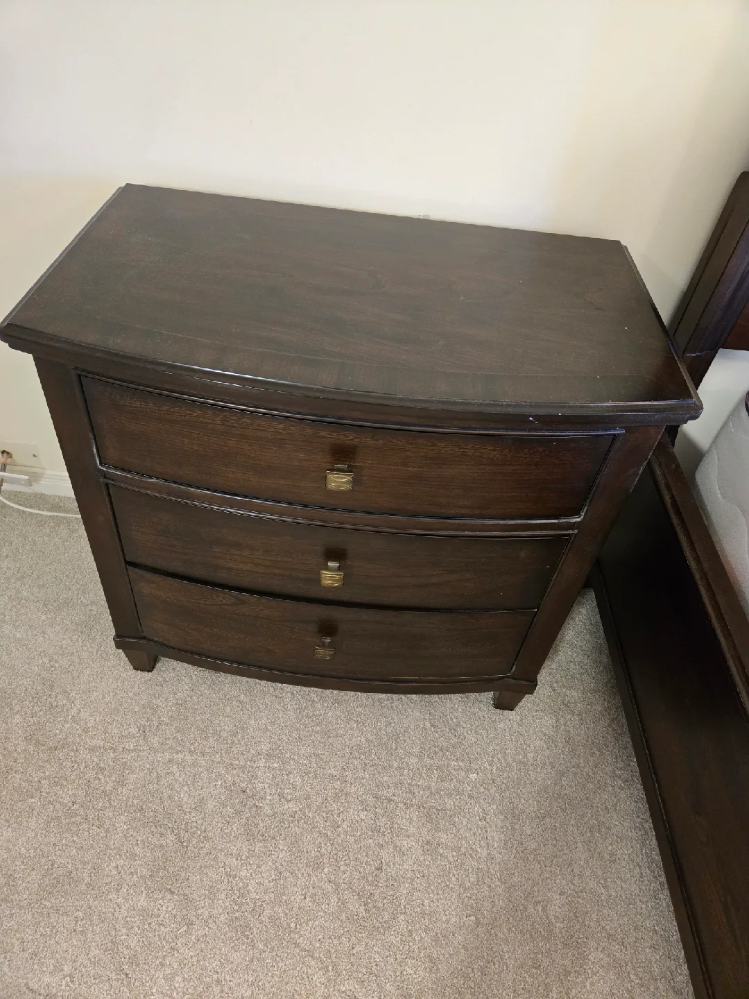 King size bedroom set image indicator(9)