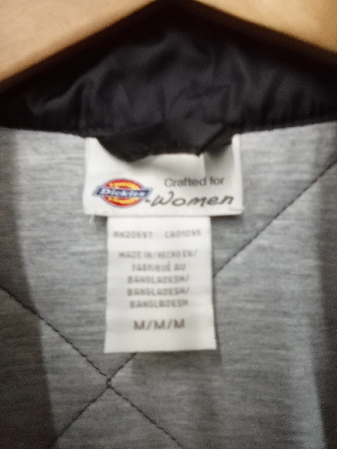 Dickies Quilted Vest - Black, Size M image indicator(2)