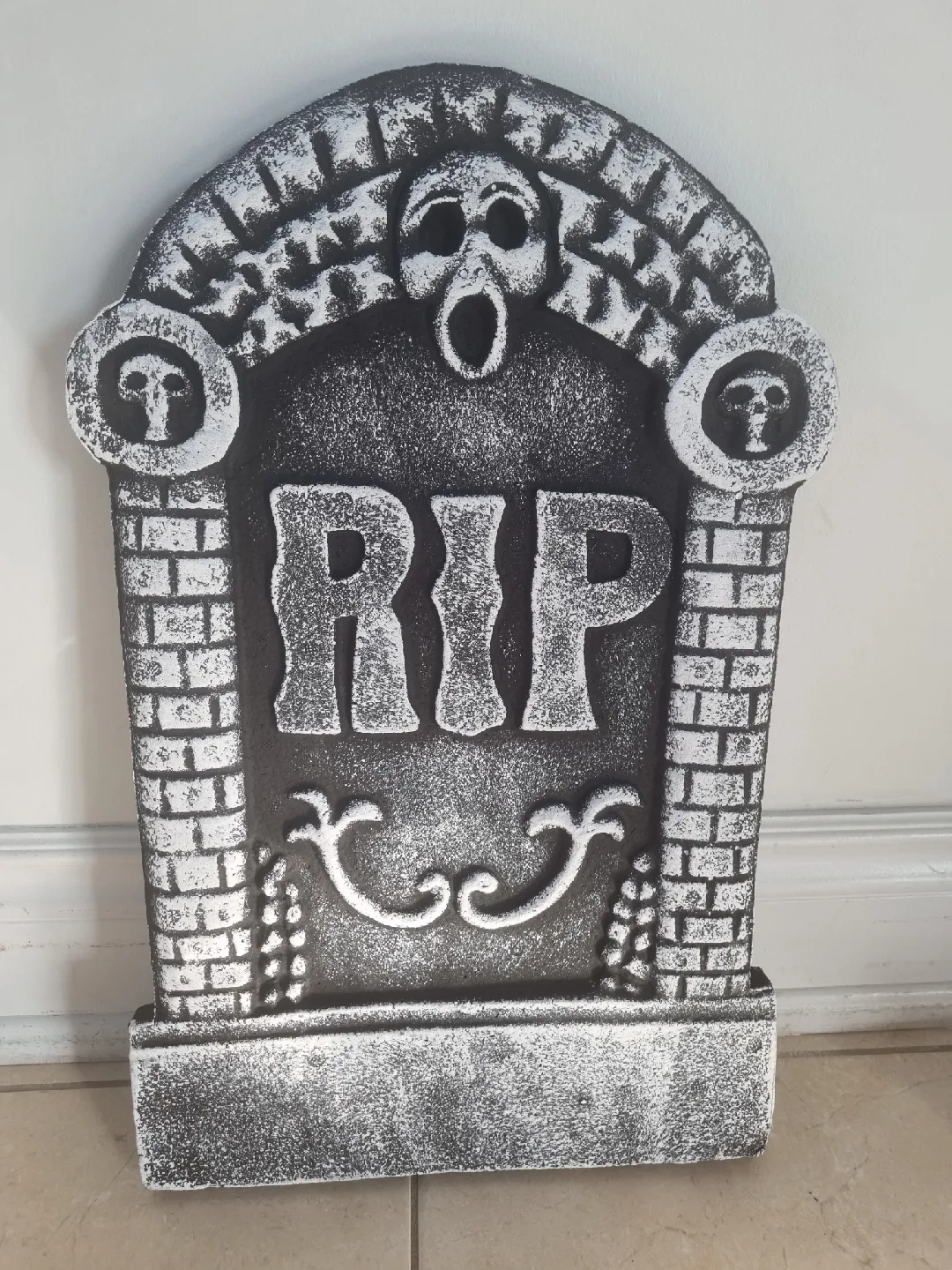Halloween Tombstone Decorations - Set of 6 image indicator(3)