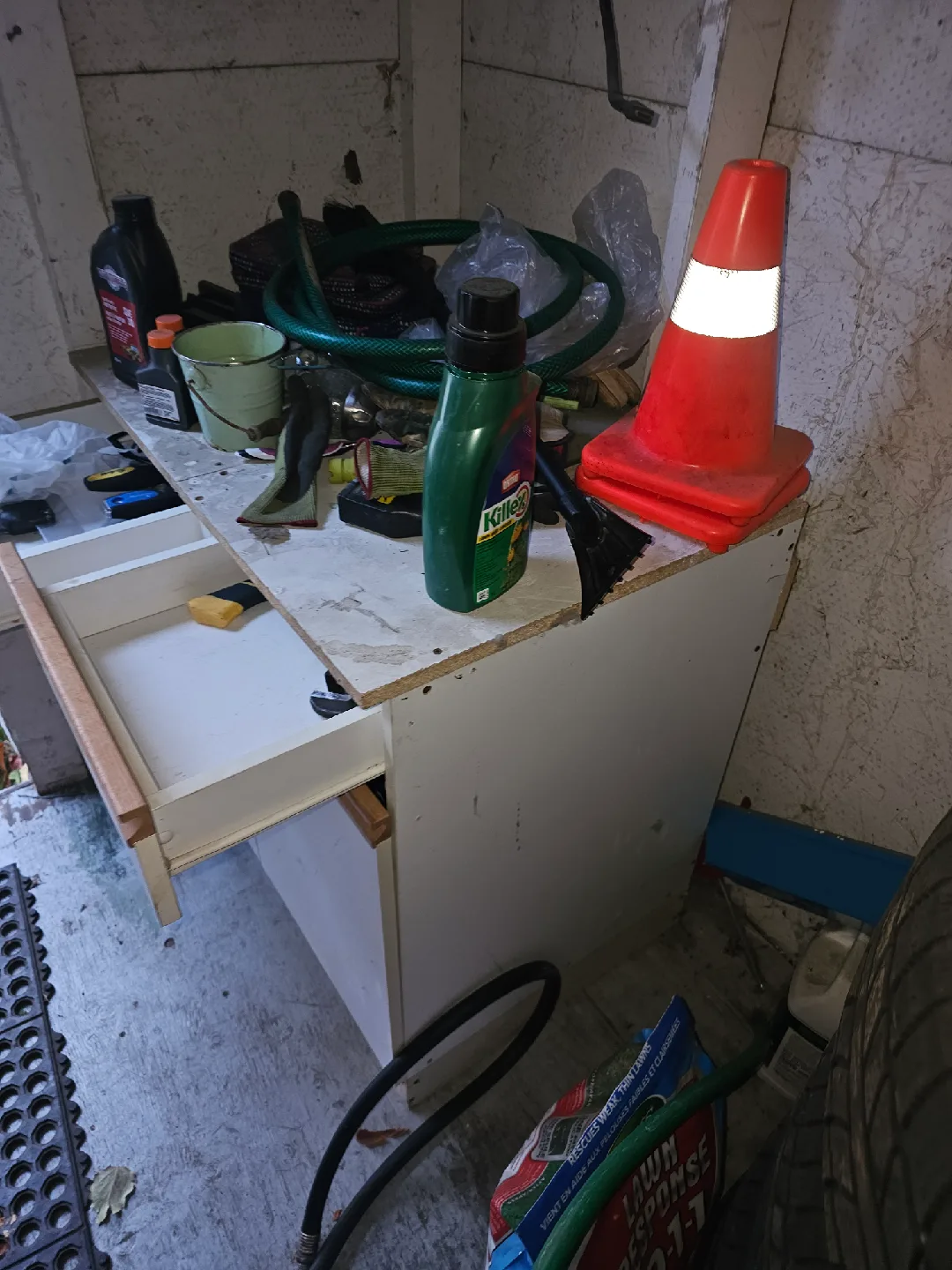 Small 2 door wooden cabinet with 2 drawer thumbnail