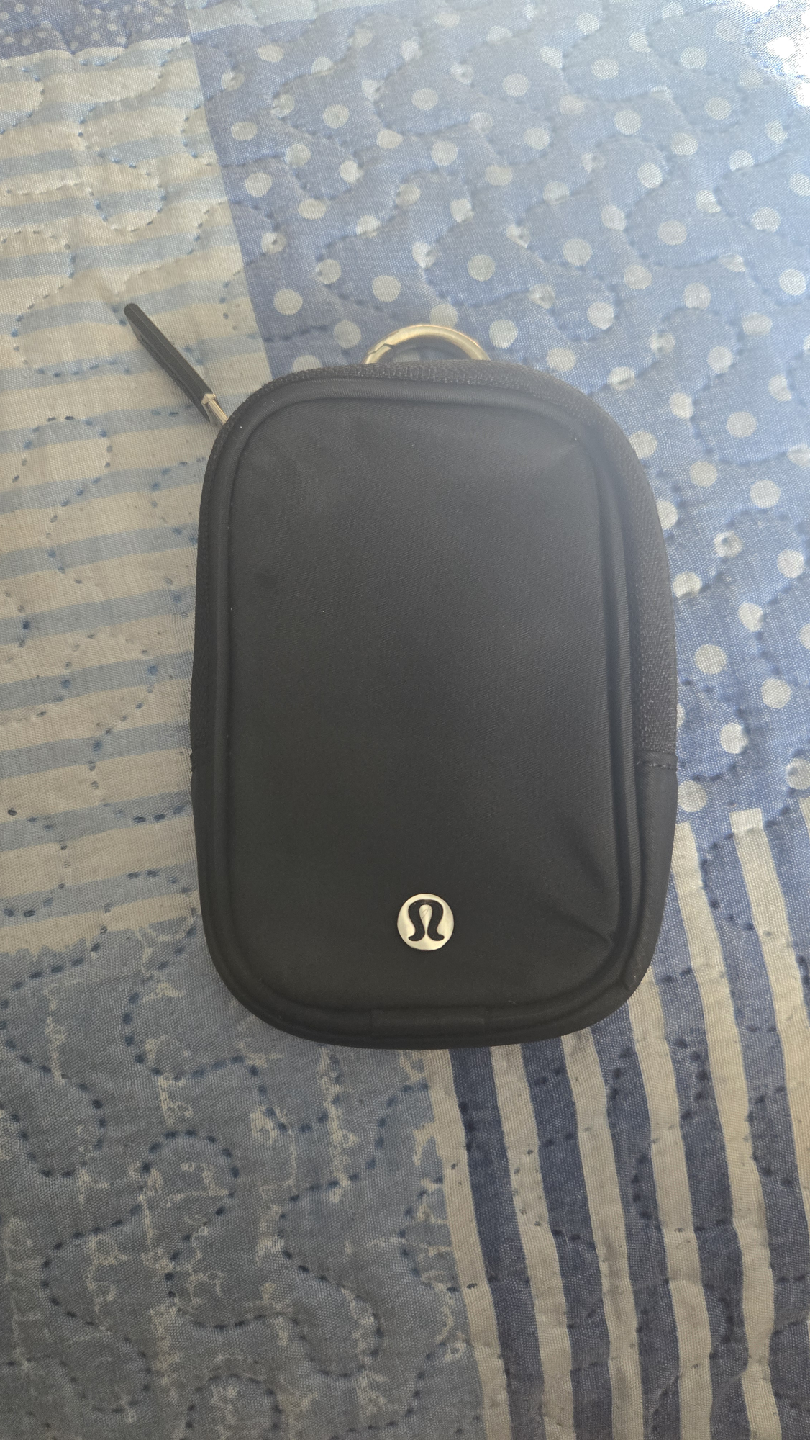 Lululemon Black Pouch - photo 2