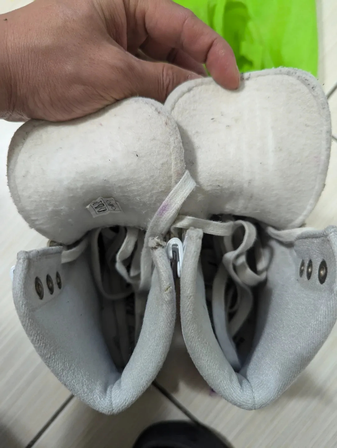 Jackson 200,Girls Figure Ice Skates_size 3 image indicator(8)