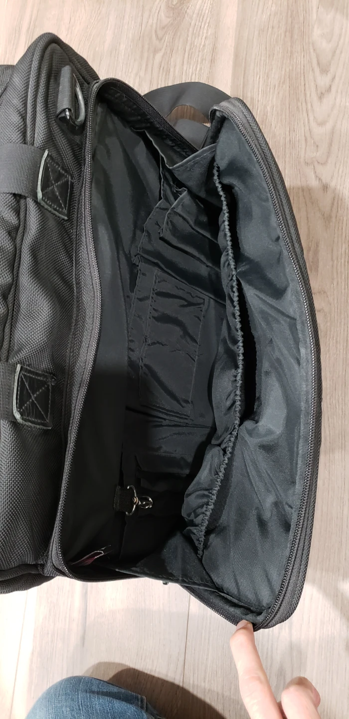 CODi Black padded laptop bag - photo 5