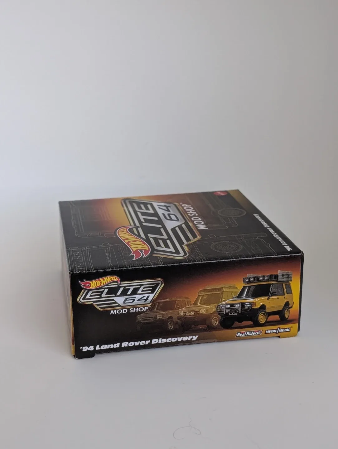 Hot Wheels Elite 64 '94 Land Rover Discovery image indicator(3)