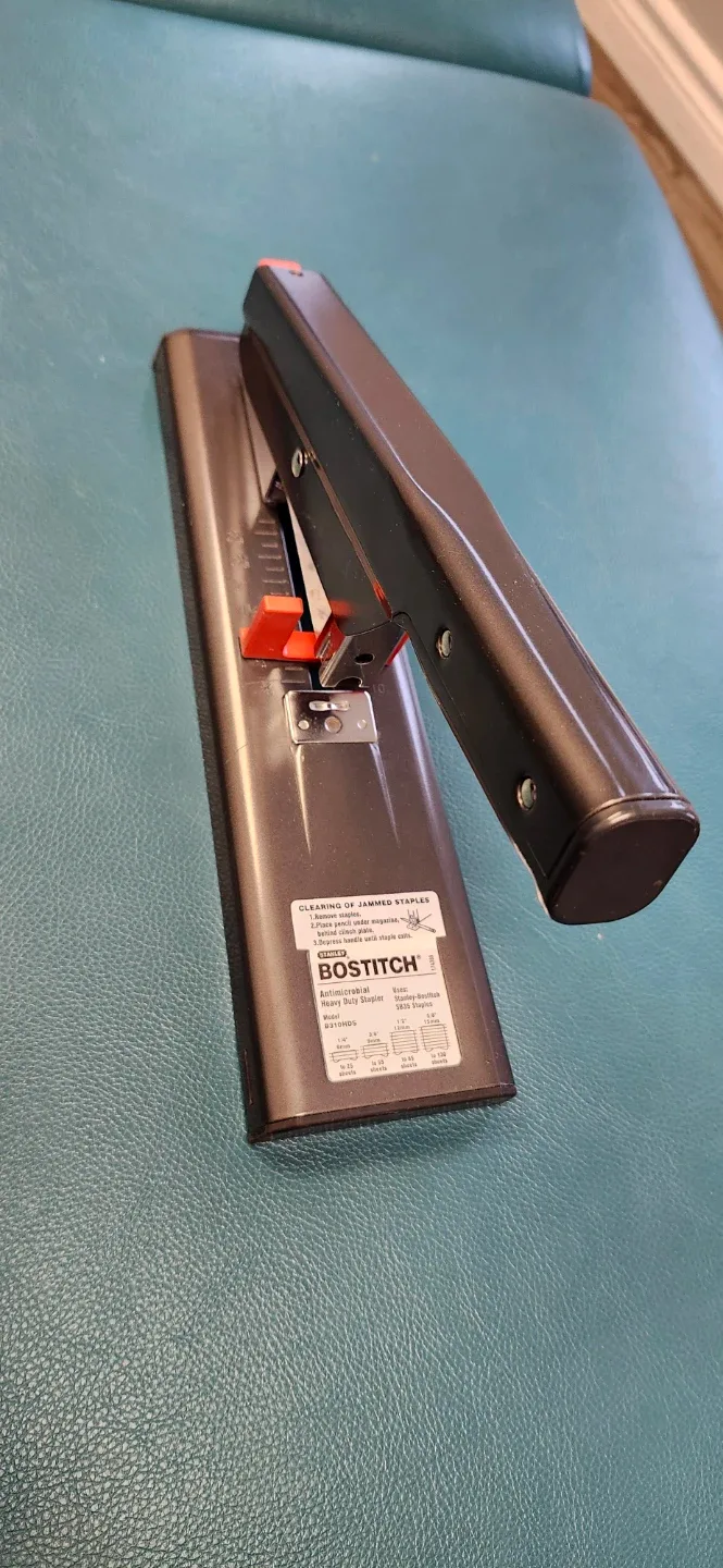 BOSTITCH Antimicrobial Heavy Duty Stapler image indicator(2)