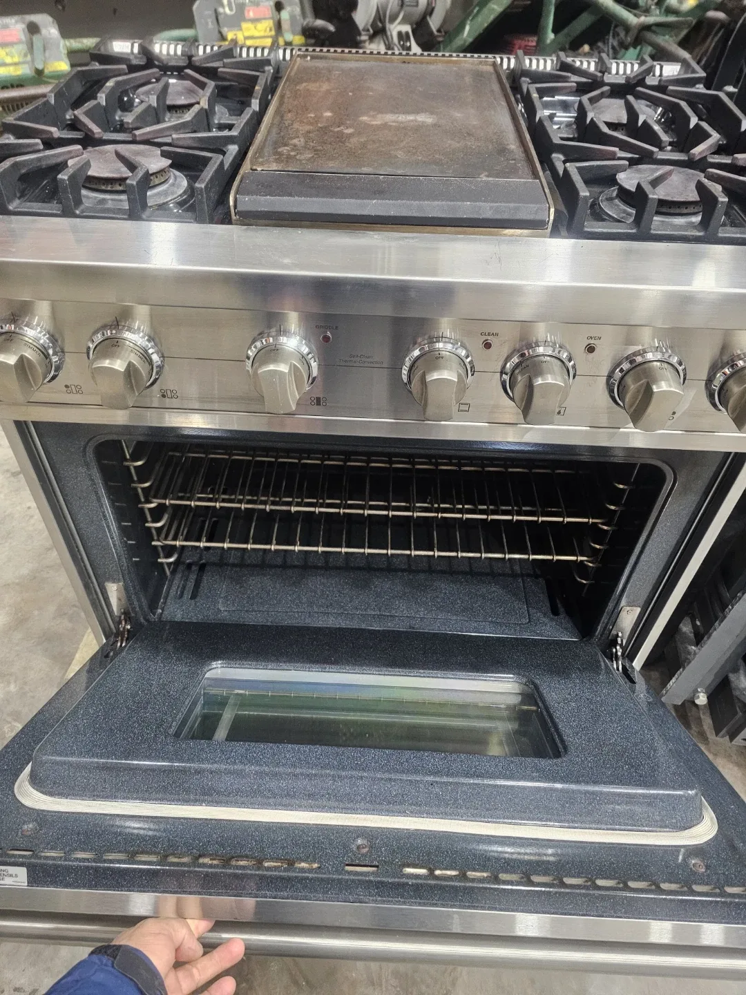 Viking Professional Range 36in Stainless steel gas image indicator(2)