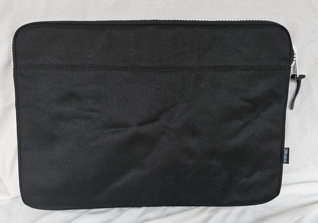 New Hershel 17" Tablet Laptop Carrying Case Sleeve Black image indicator(2)