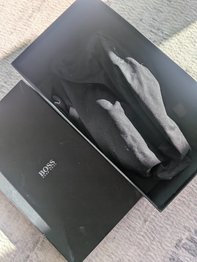 Hugo Boss Black Leather Dress Shoes - US 9 - photo 3