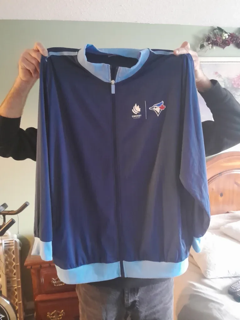 Toronto Blue Jays XL Jacket image indicator(4)