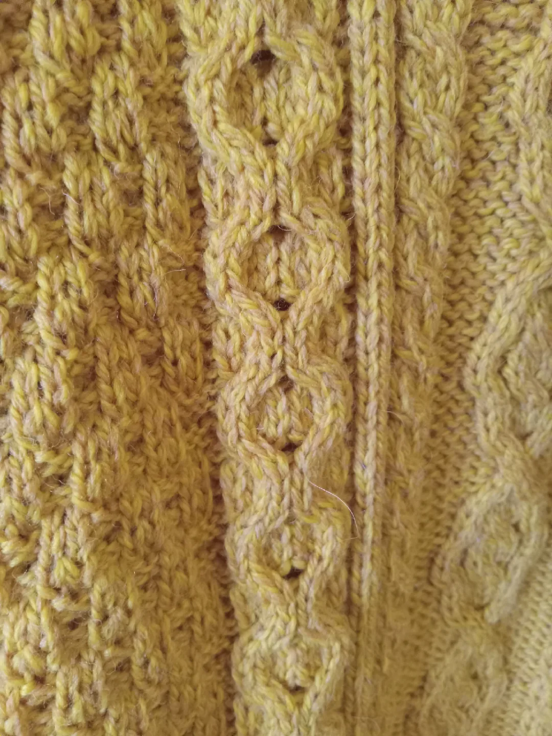 Aran Woollen Mills Cable Knit Sweater image indicator(6)