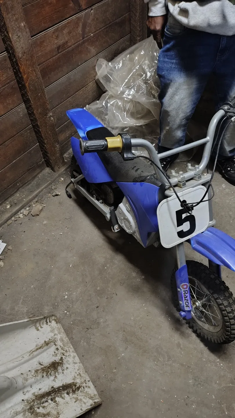 Razor Dirt Rocket MX350 Electric Bike - Blue