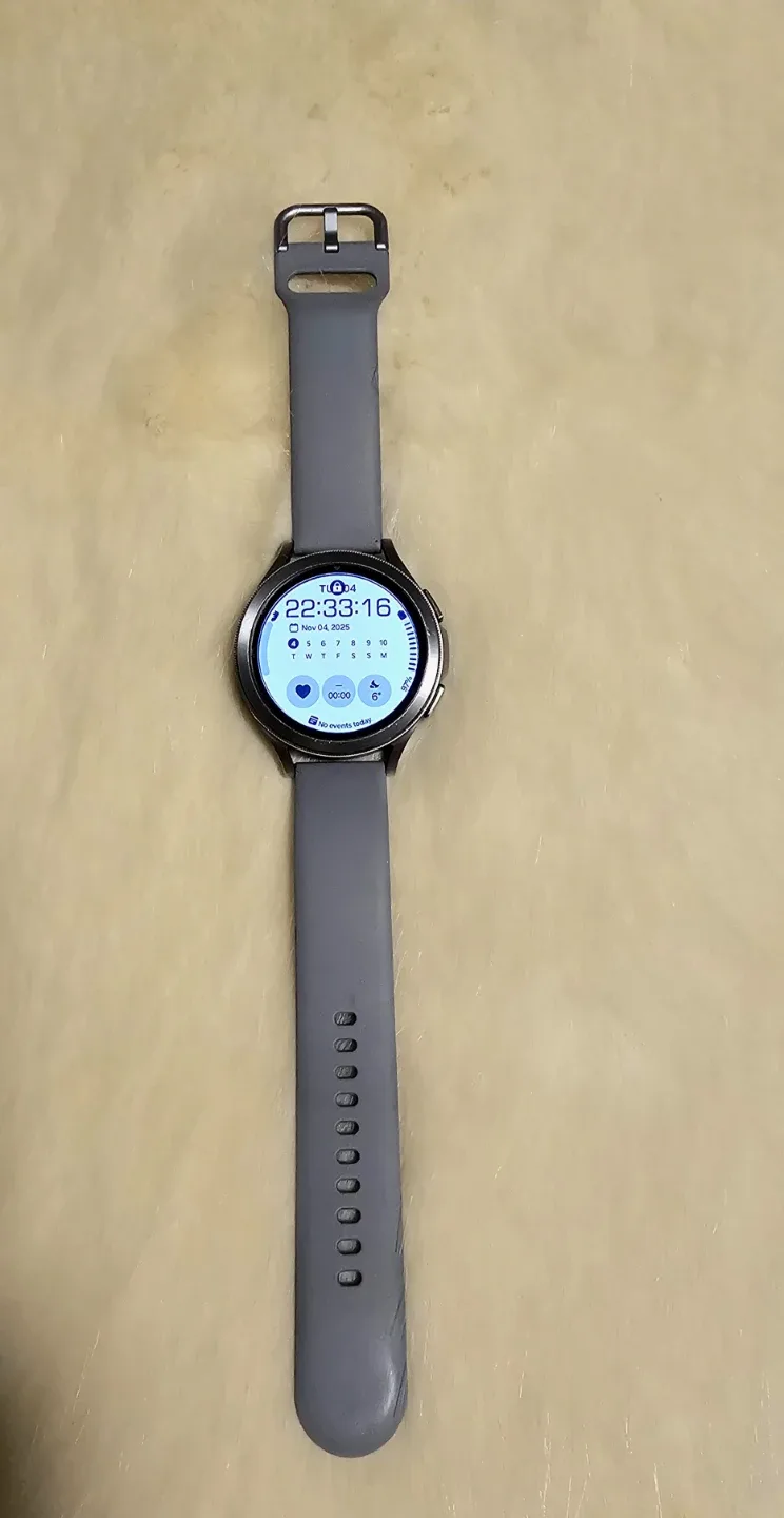 Samsung Galaxy Watch 4 Classic 46 MM extra rado style strap image indicator(3)