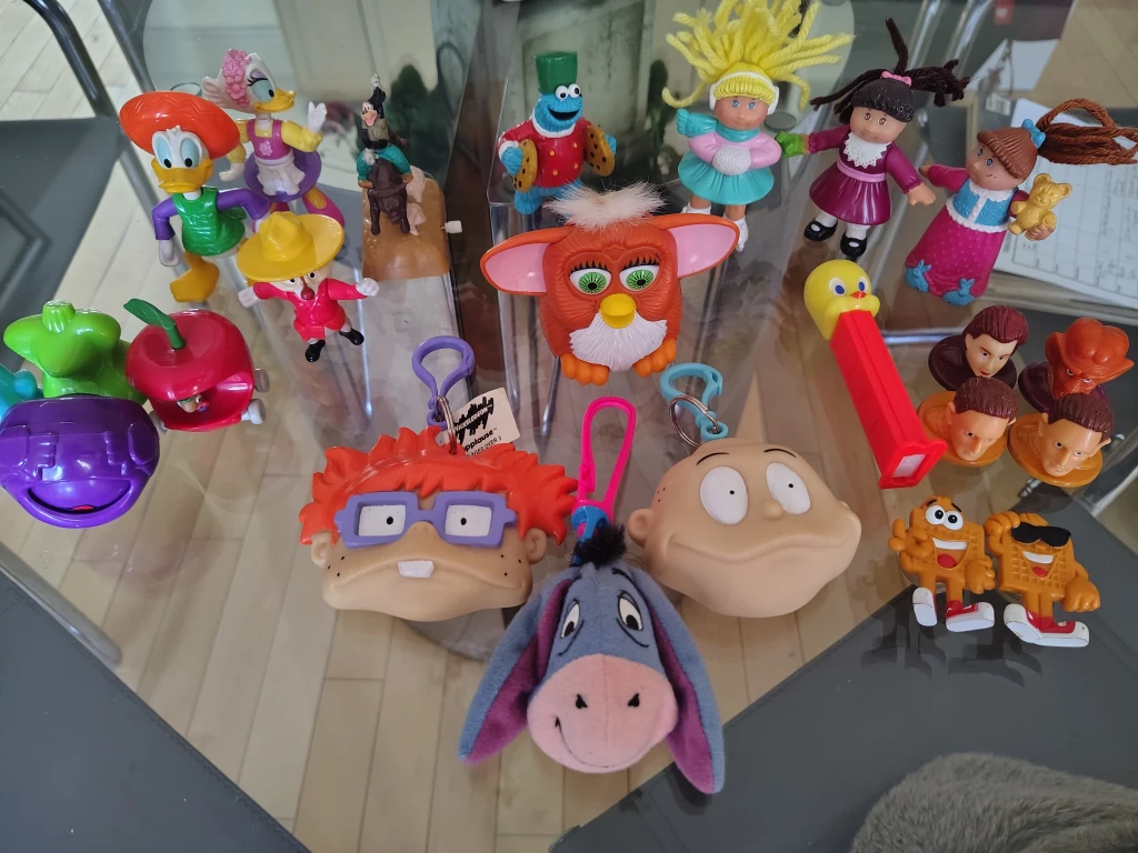 Lot of 1990s Collectible Toys - 22 Pieces Whole Lot - photo 2