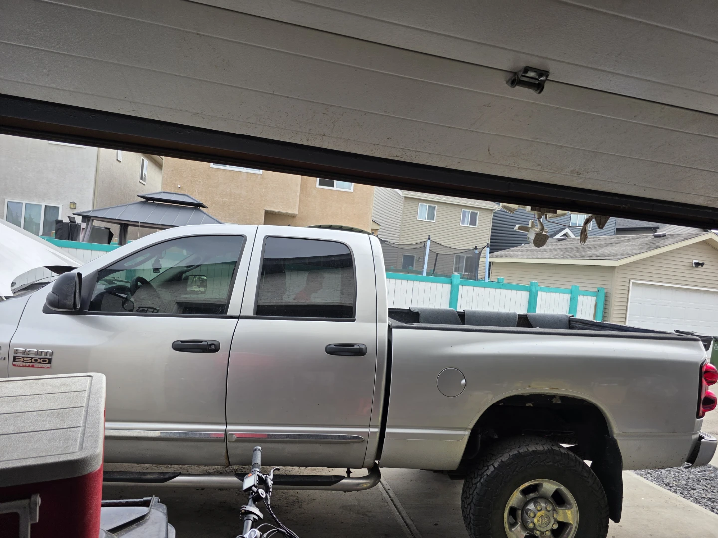 Dodge Ram 3500 Truck - photo 4