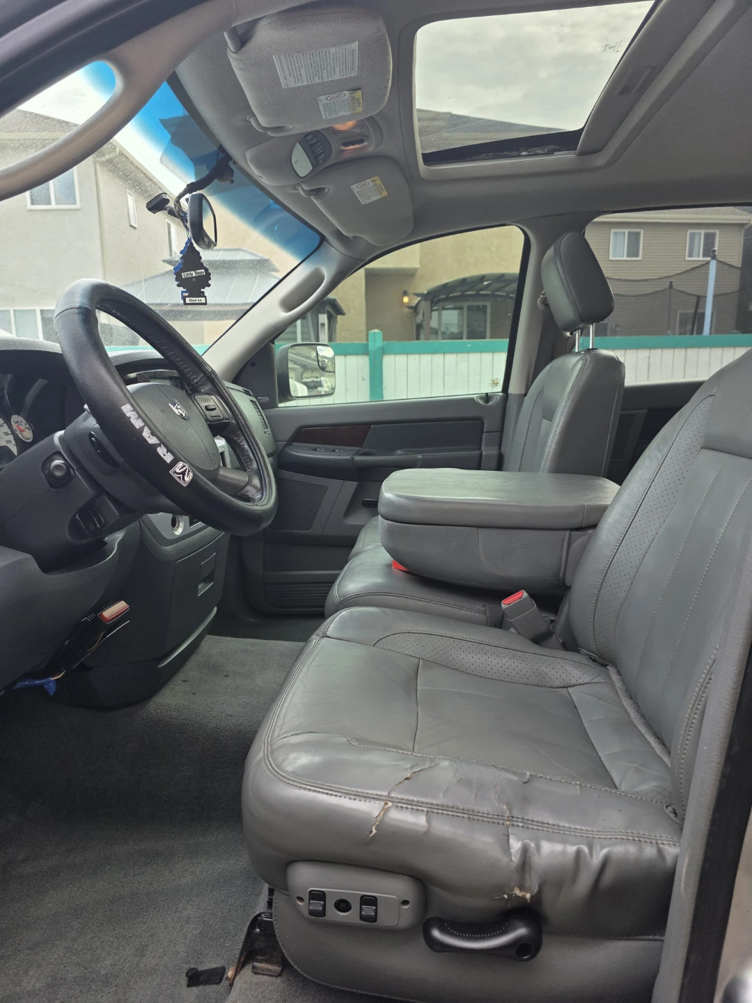 Dodge Ram 3500 Truck - photo 5