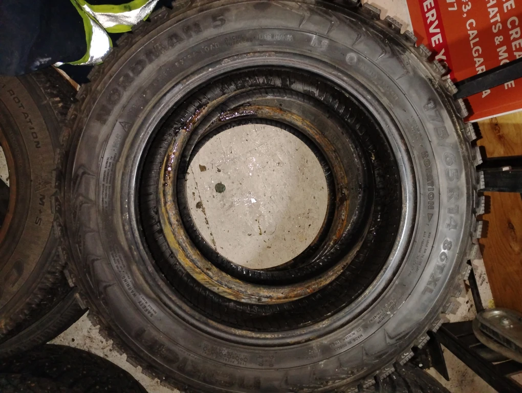 Set of 3 Nordman 5 175/65 R14 Winter Tires - photo 3