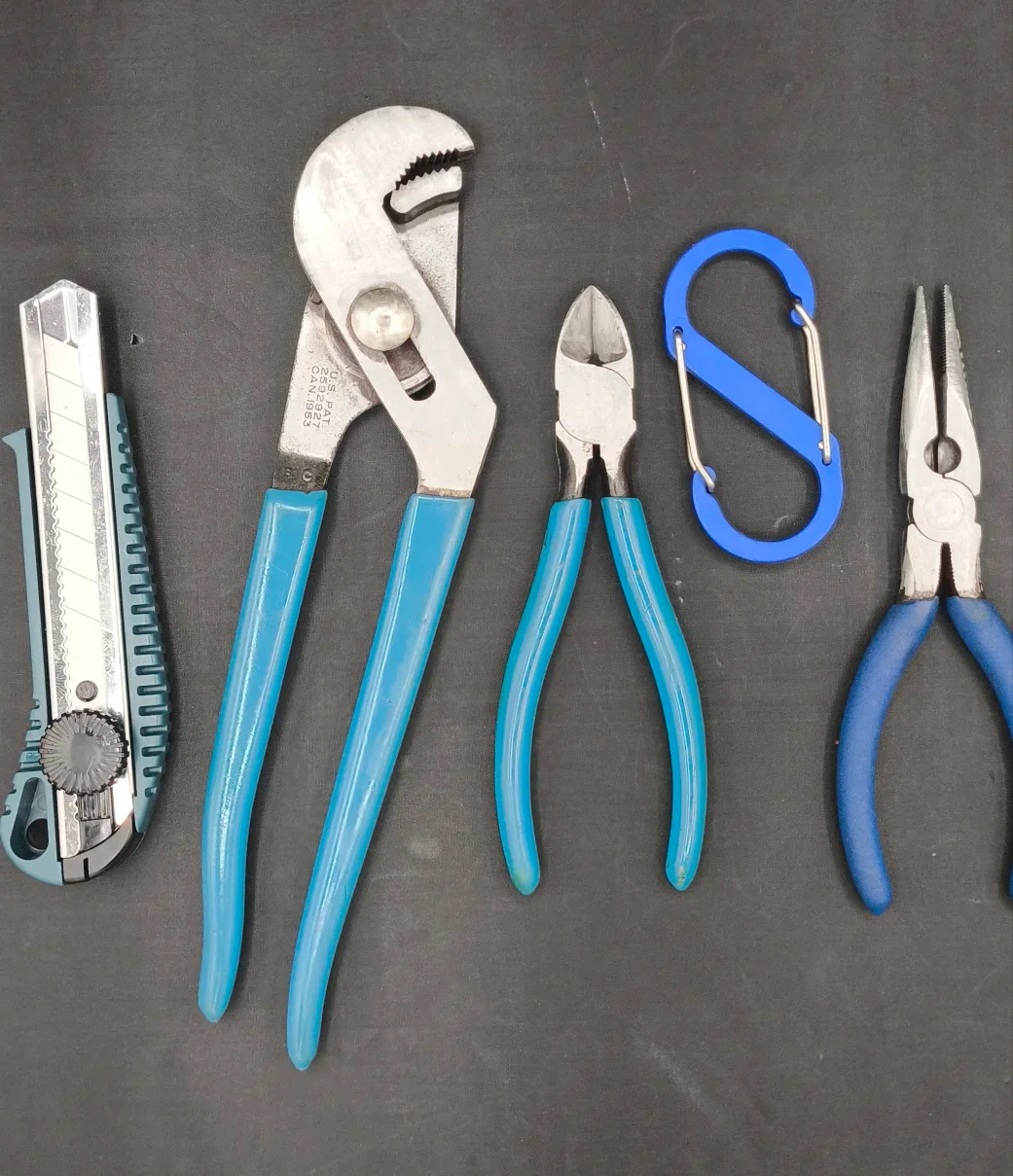 8-Piece Pliers & Wrench Tool Kit + S-Clip image indicator(4)