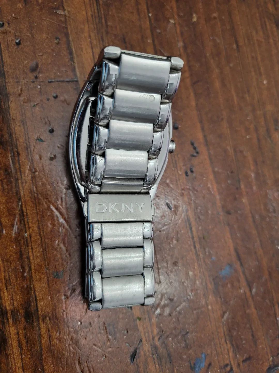 DKNY Silver Watch image indicator(2)