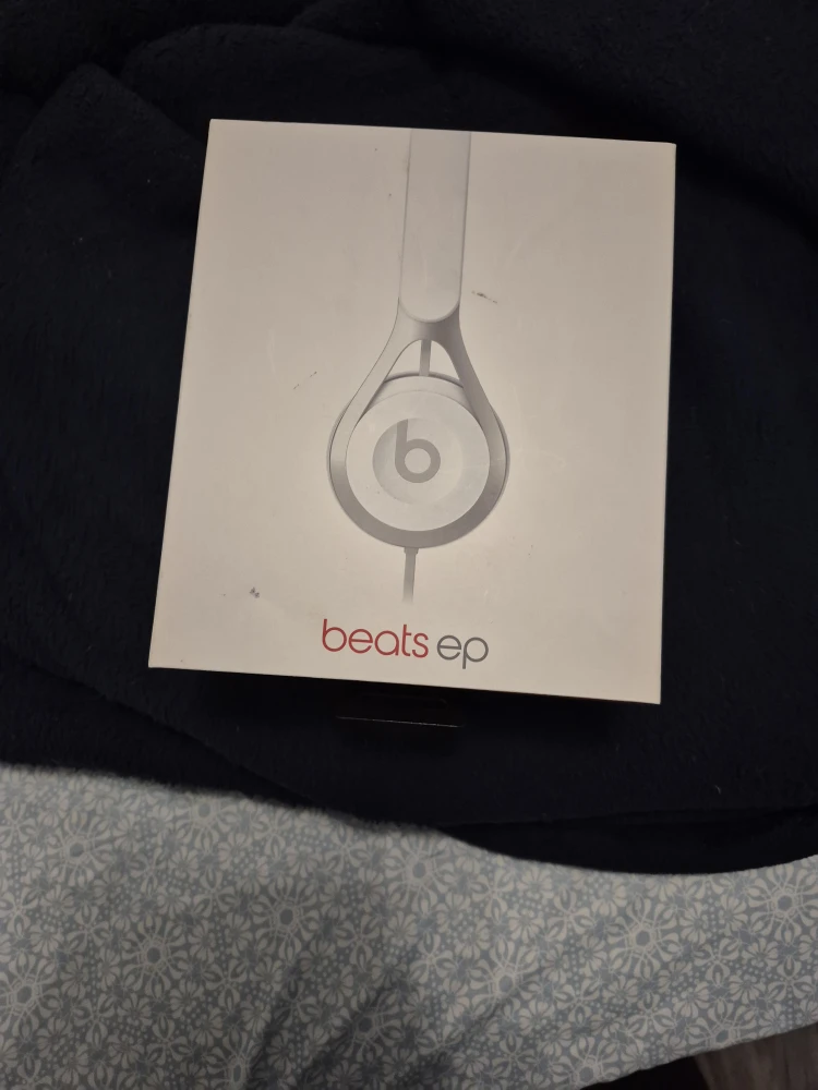 Beats EP Wired On-Ear Headphones - White