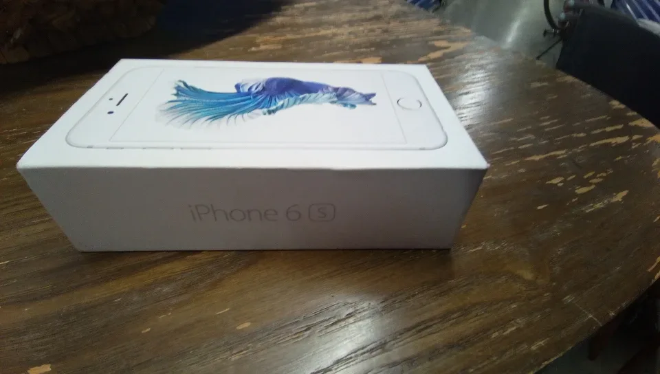 iPhone 6s Box - 16GB. BOX ONLY