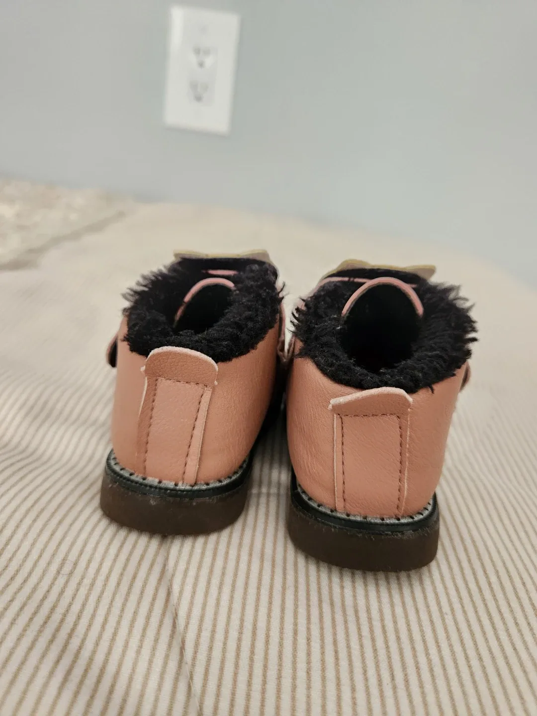 🐱Cute Pink Cat Baby Shoes - Size 15/125 image indicator(3)