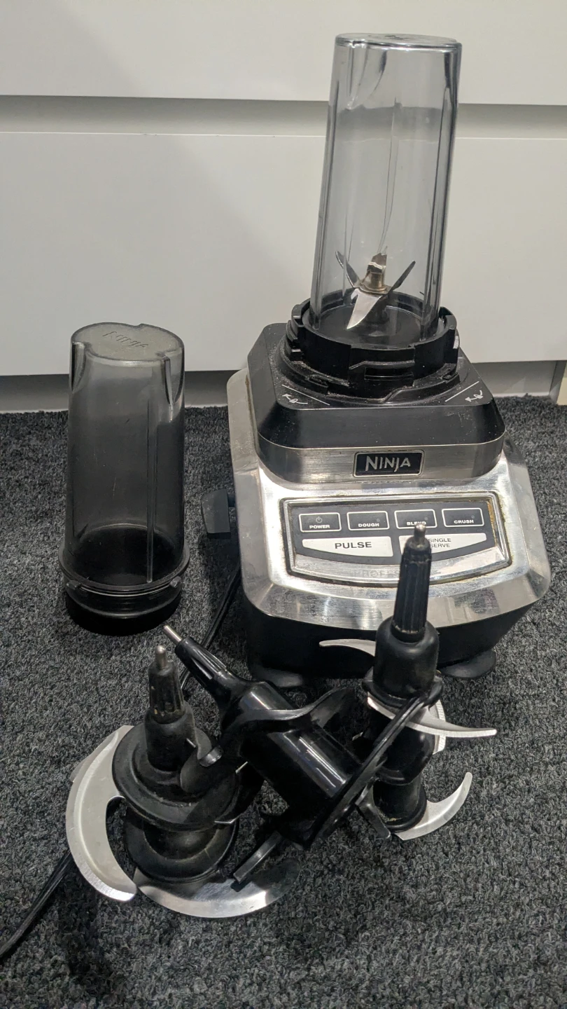 Ninja Blender with Blades - photo 2