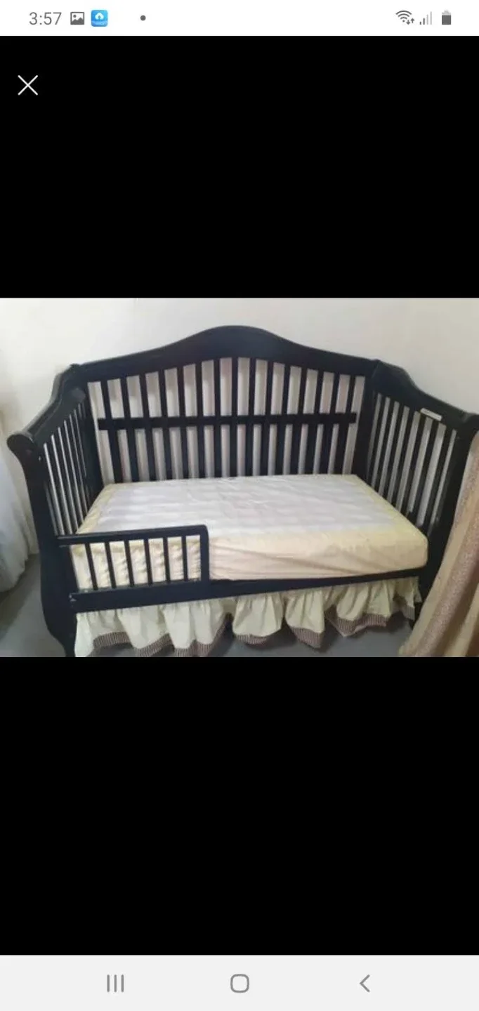 Convertible Baby Crib