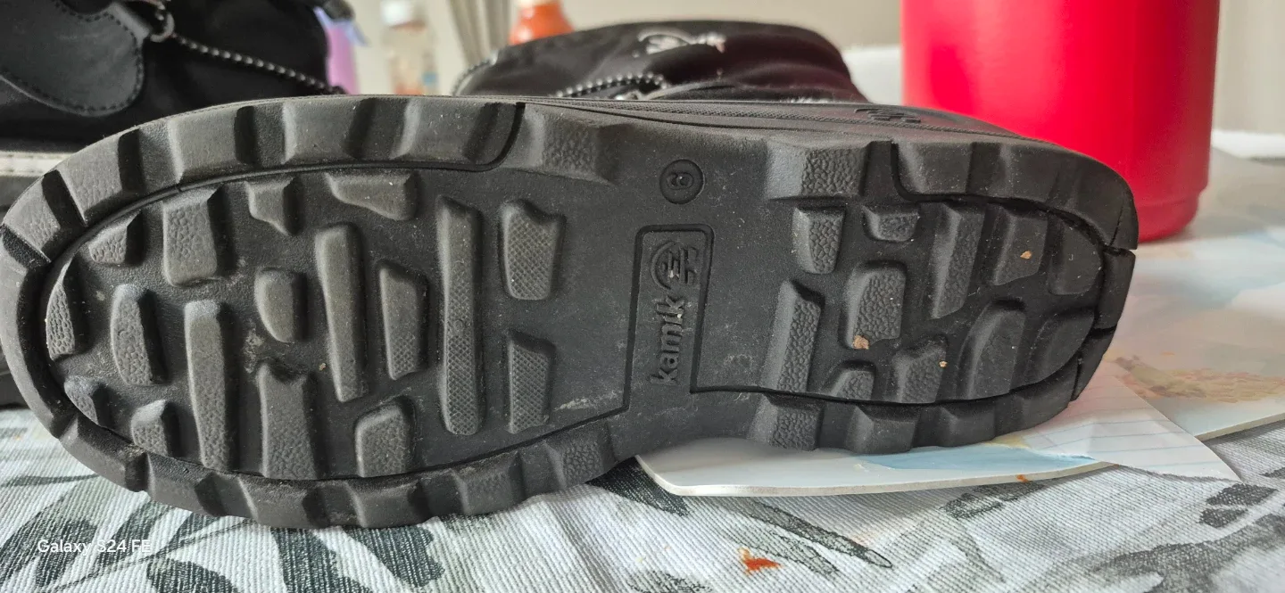 Kamik Southpole4 Black Winter Boots - Size 6 image indicator(3)