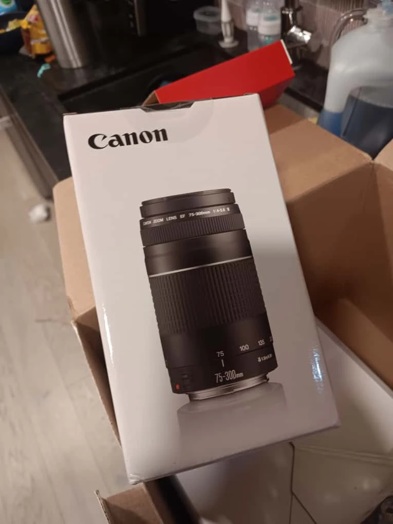 Canon EOS Rebel T7 Premium Kit - Like New! - photo 5