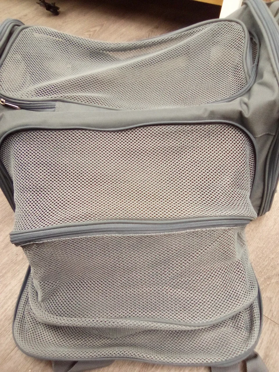 Jet Sitter Pet Carrier image indicator(4)