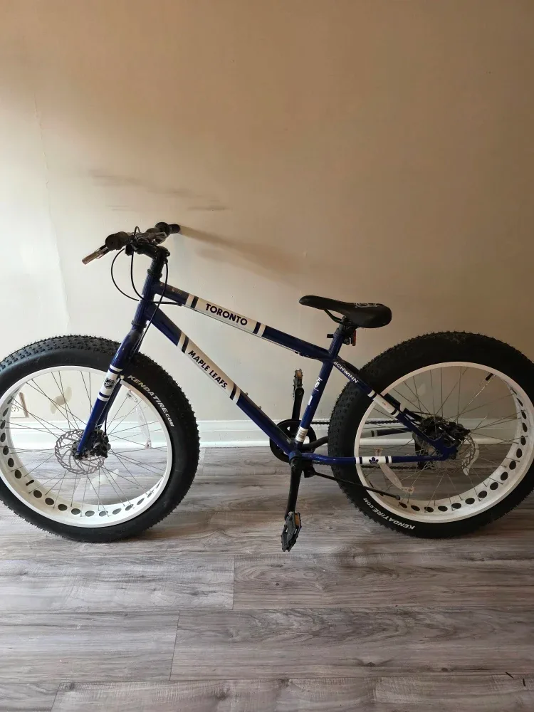 Schwinn Toronto Maple Leafs Fat Tire Bike
