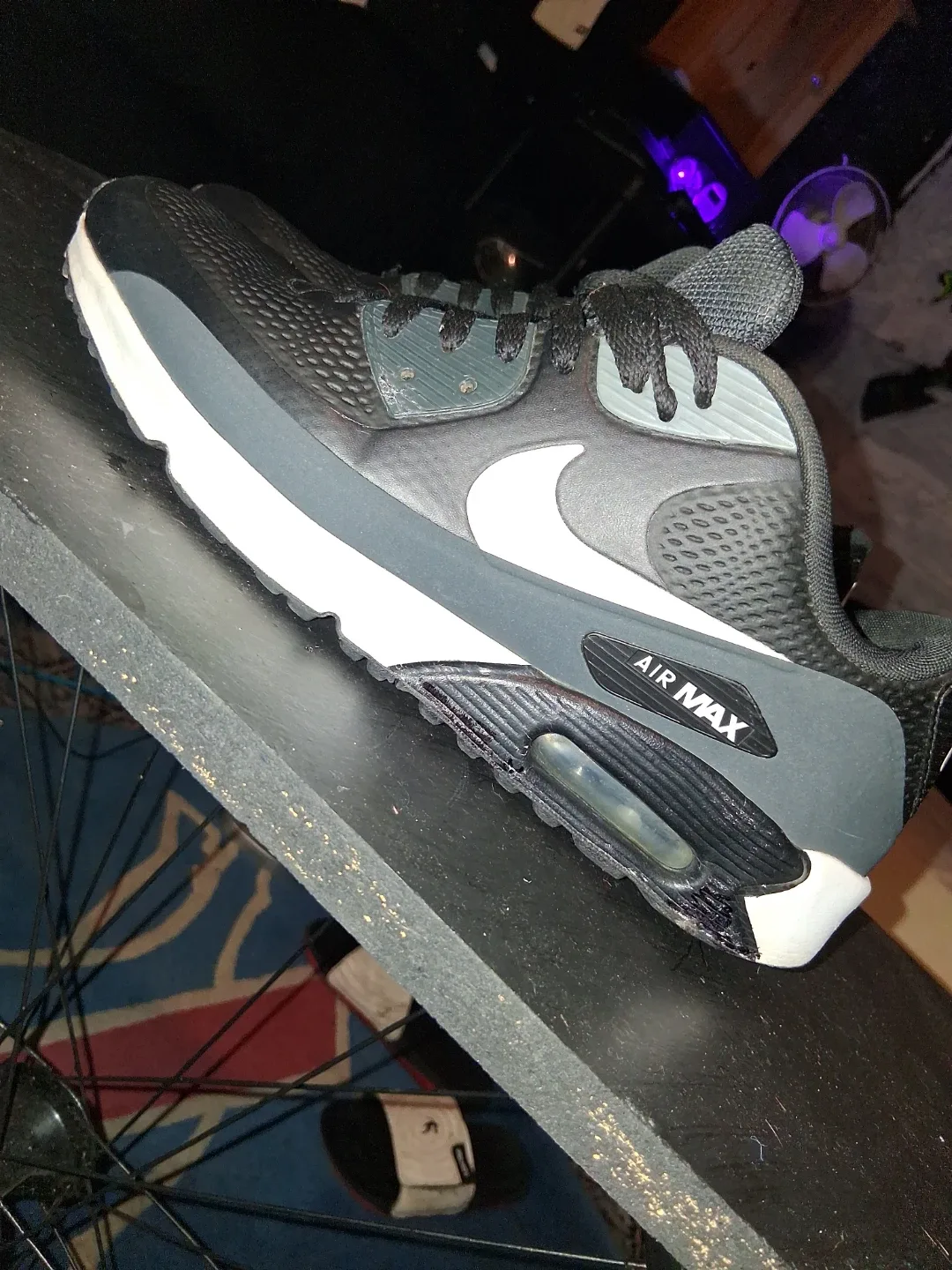 Nike Air Max 90 - Men's Sneakers image indicator(2)