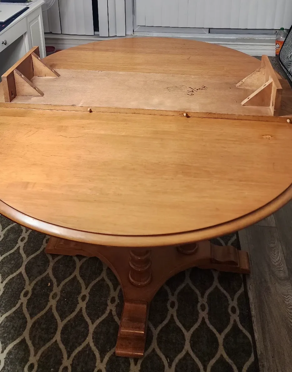 Oval / Round Extendable Wooden Dining Table image indicator(3)