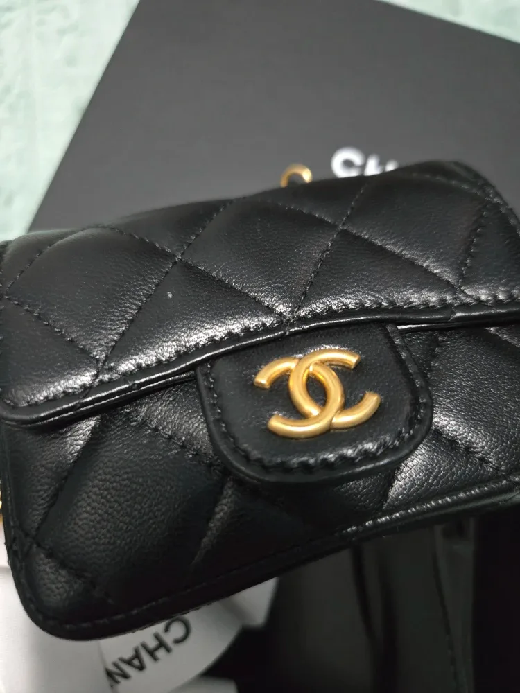 Chanel Black Mini Flap Bag with Chain image indicator(3)