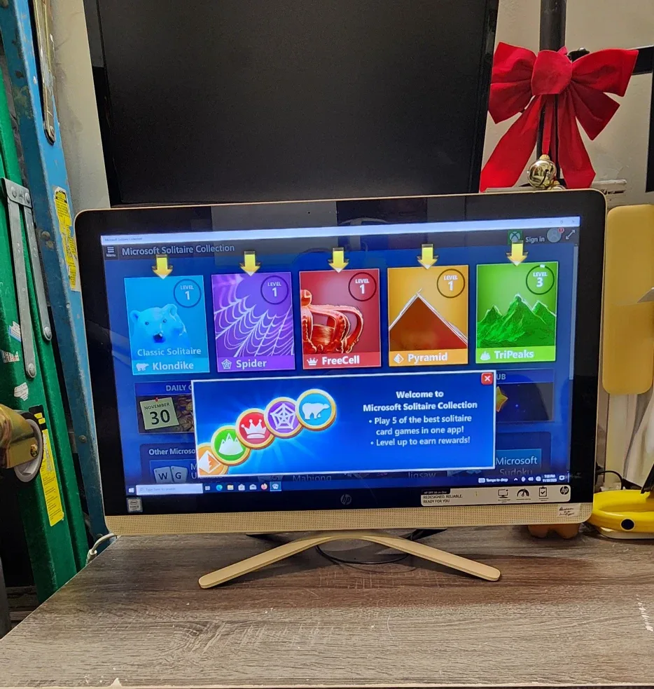 HP All-in-One TOUCH SCREEN Desktop PC image indicator(2)