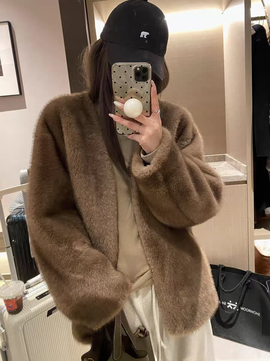 Luxurious Faux Fur Coat & Bucket Hat Set - photo 3