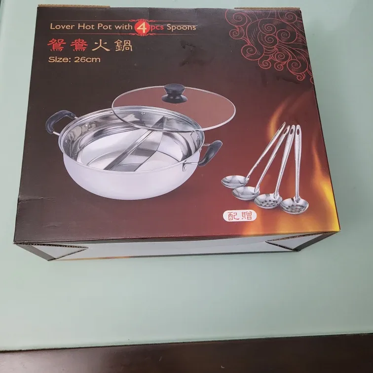 Lover Hot Pot with 4 Spoons - 26cm