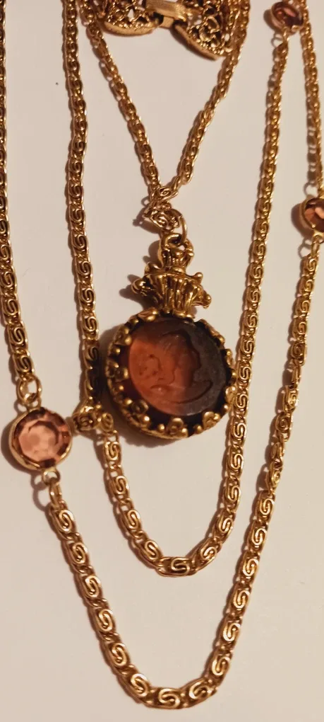 GOLDETTE Signed 1960s Vintage Gold Filigree Amber Cameo Necklace