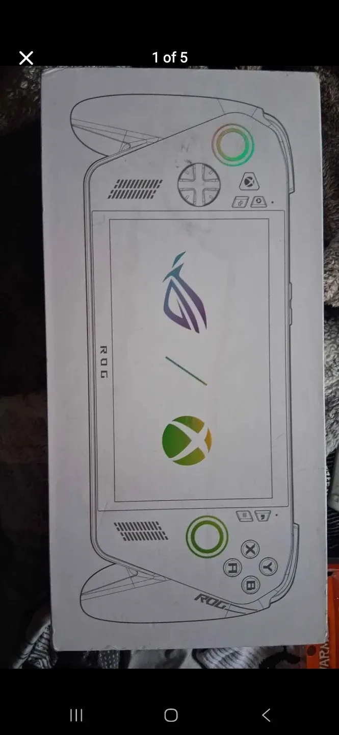 ASUS ROG Ally Gaming Handheld - Like New! image indicator(4)