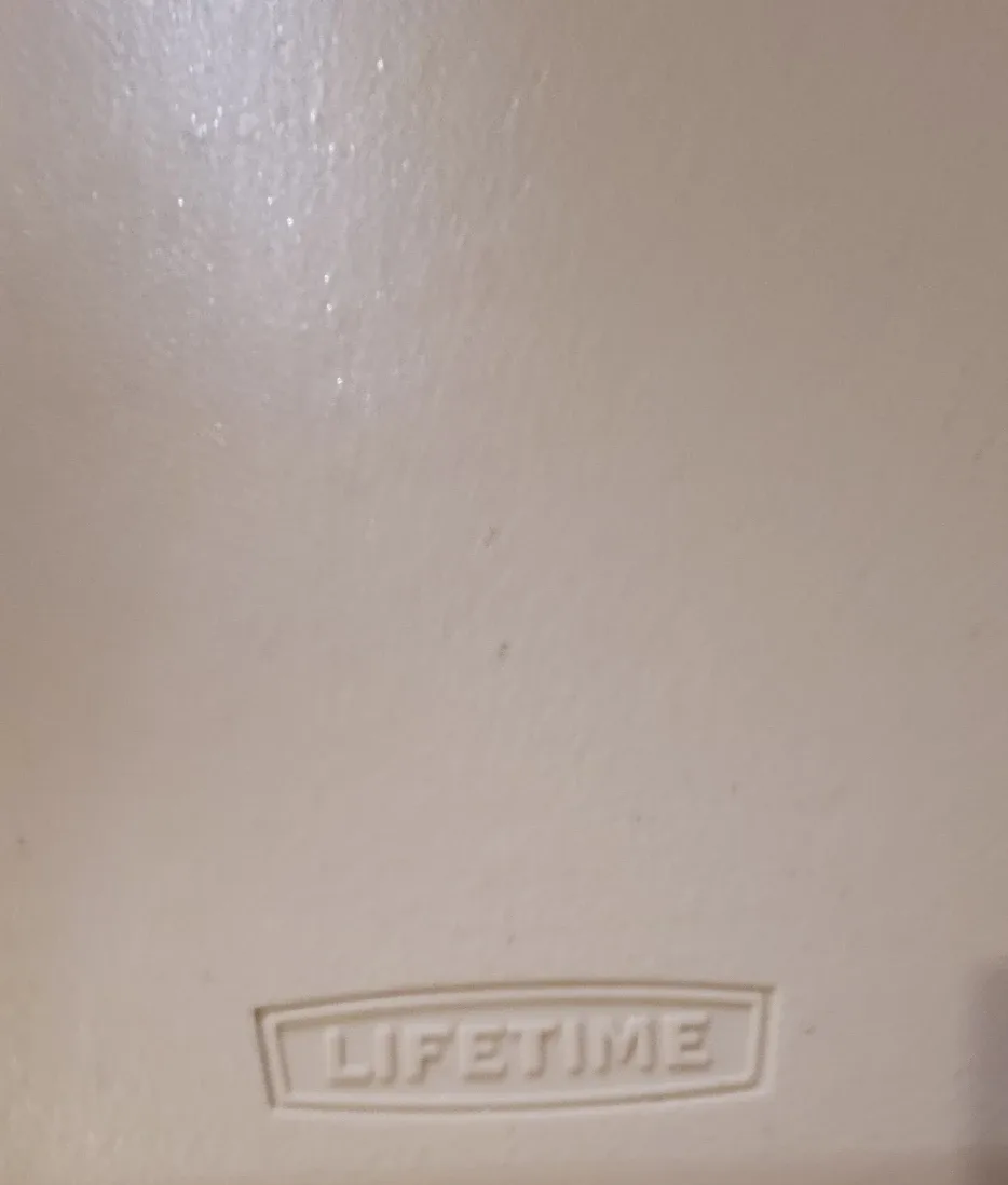 6’ Commercial-Grade Folding Table image indicator(6)