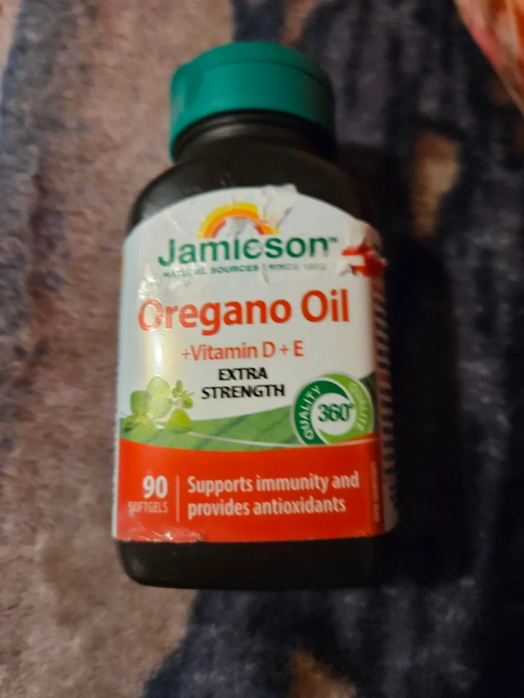 Jamieson Oregano Oil + Vitamin D+E