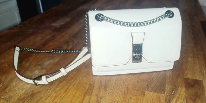 White Shoulder Bag with Chain - photo 2