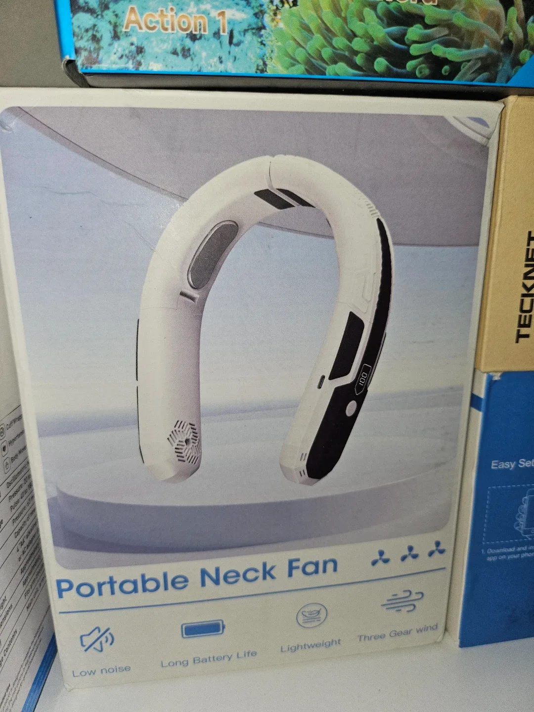 Portable Neck Fan - Lightweight thumbnail