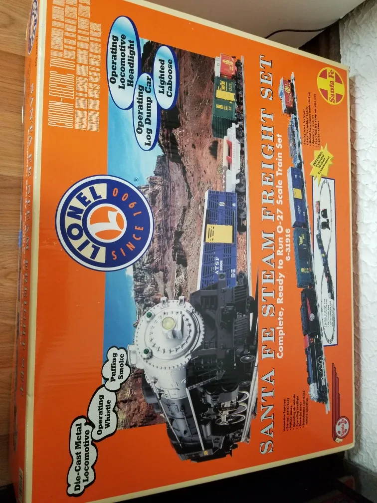 Lionel Santa Fe Steam Freight Train Set