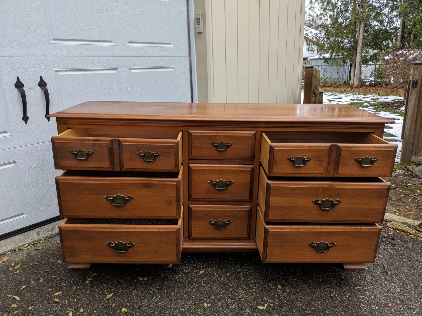 Vilas 9 Drawer Triple Dresser in Solid Maple image indicator(10)