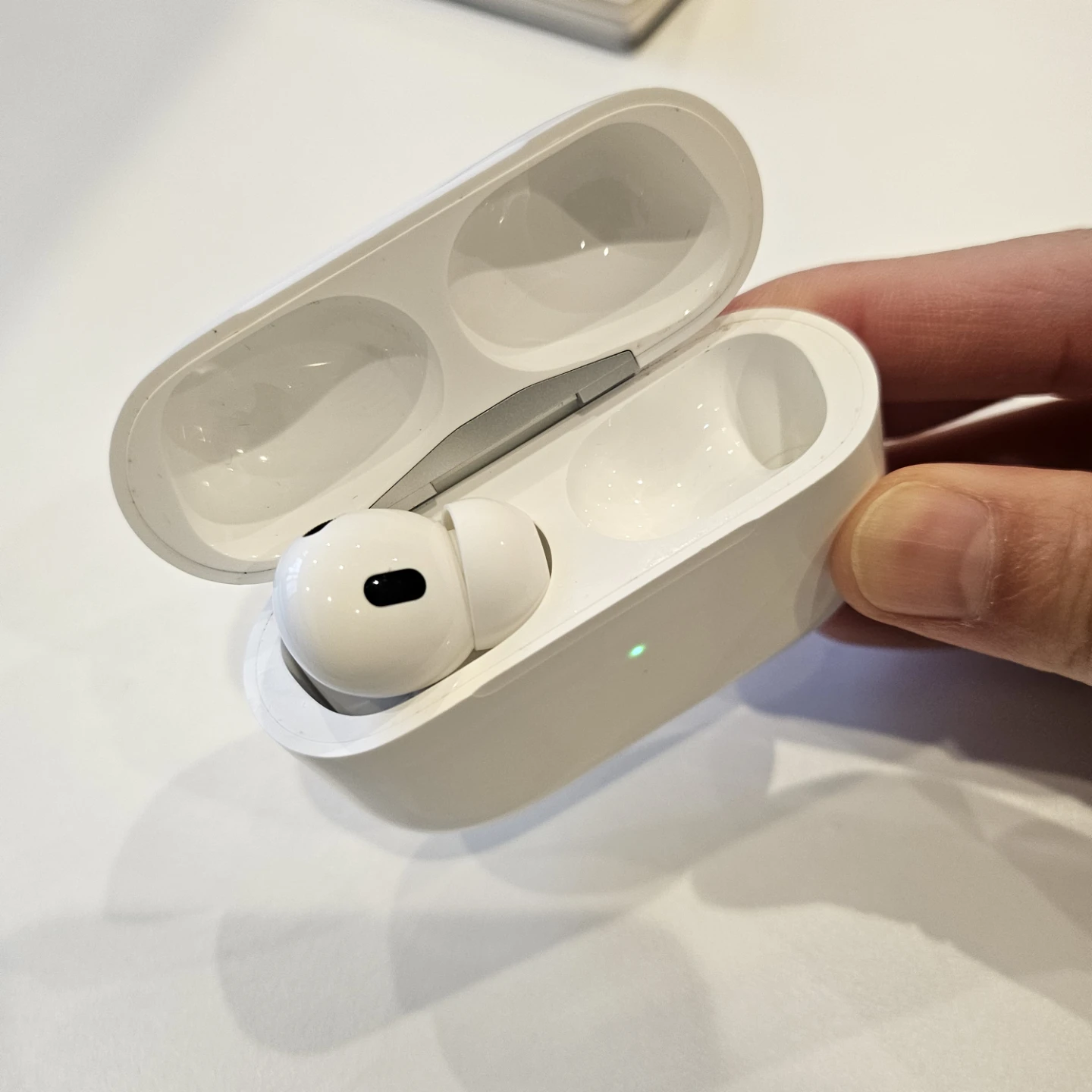 Apple AirPods Pro (2nd generation)