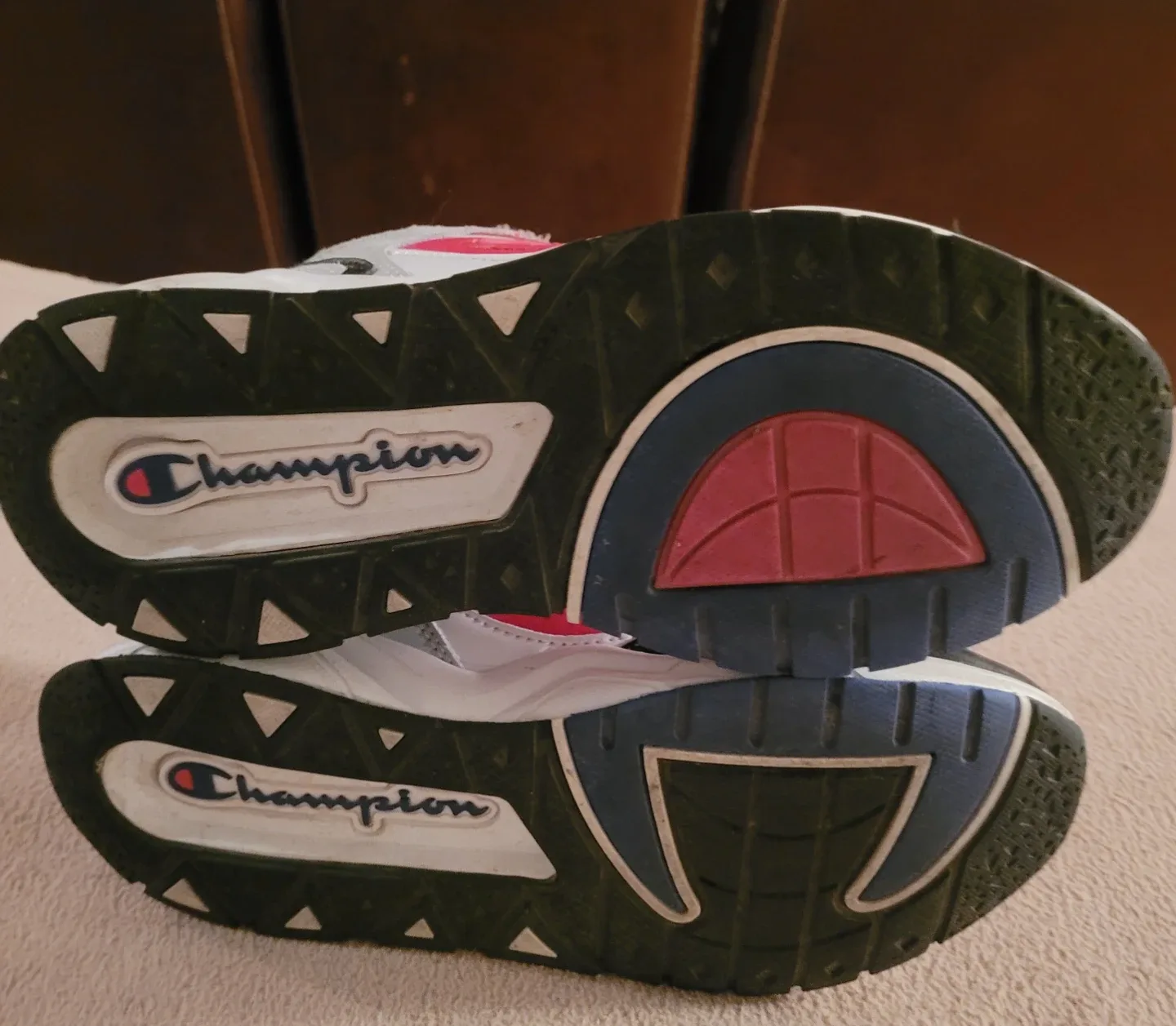 Champion Red & Black Sneakers - Size 7.5🥕 image indicator(4)