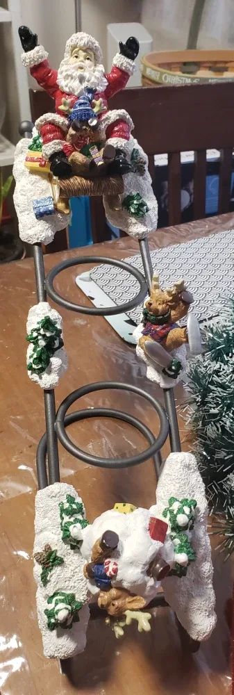 Christmas Decorations - Santa candle Rack & Bows