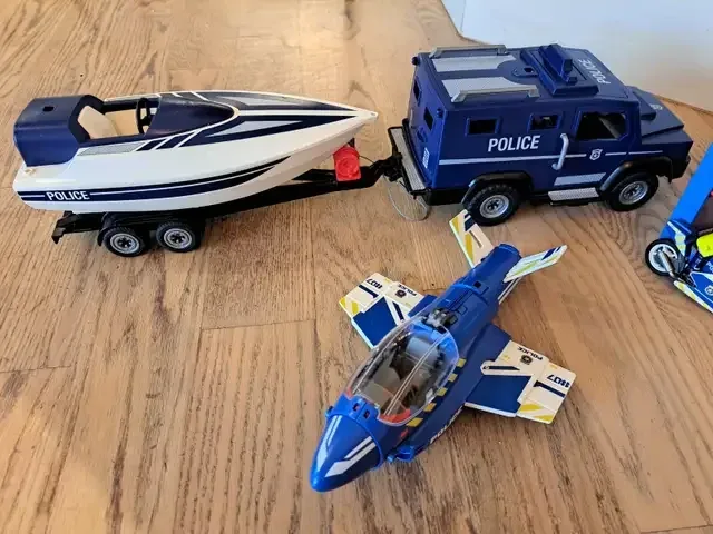 Playmobil Toy Sets Bundle image indicator(4)